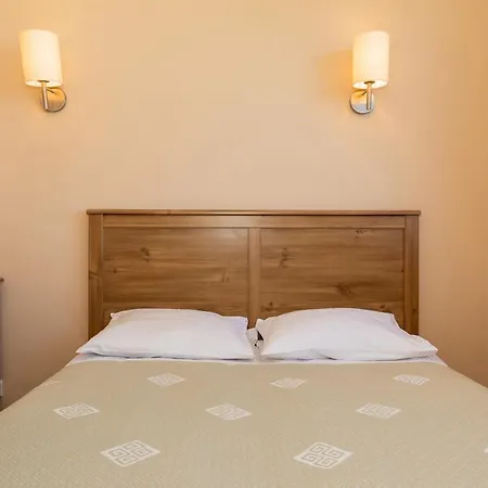 Spacerowa With Parking By Renters Apartman *