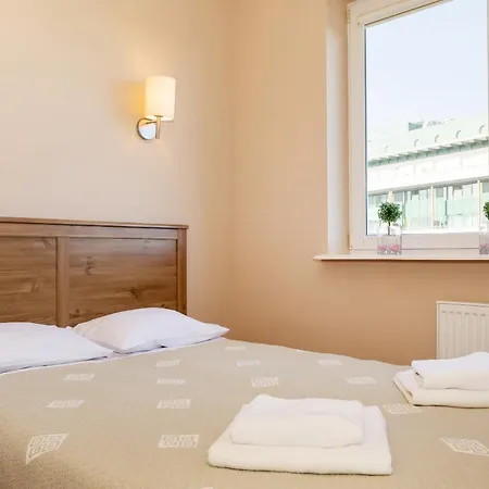 Spacerowa With Parking By Renters Apartman *