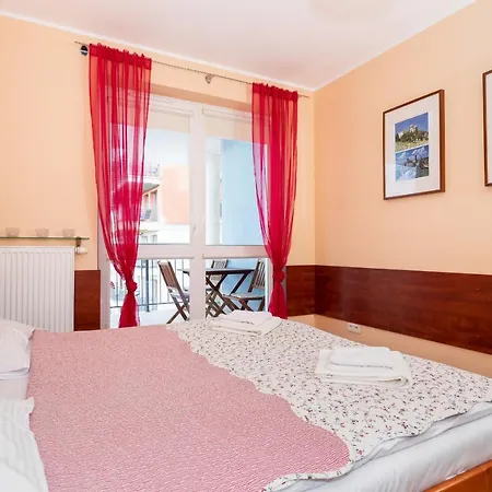 Spacerowa With Parking By Renters Kolobrzeg