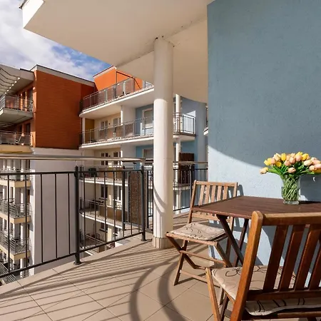 Spacerowa With Parking By Renters 아파트 코워브제크