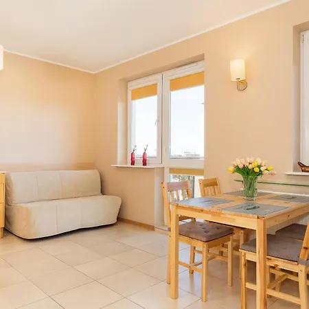 Spacerowa With Parking By Renters Appartement Kołobrzeg