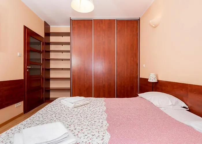 Spacerowa With Parking By Renters *