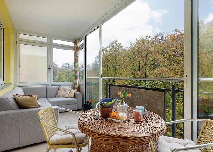 Spacerowa With Parking By Renters Apartment *